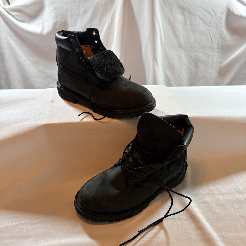 Timberland 6 Inch Waterproof Boots Junior Size 5M Black Insulated Leather Lug